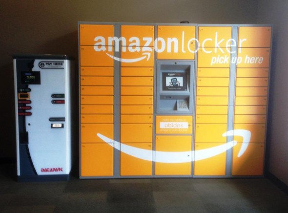 其實自 2011 年開始，Amazon 已開始試行 Amazon Lockers 服務。