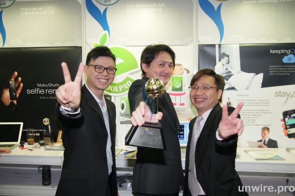 成立不足一年的創天行，憑著尚未正式推出的 eSchoolPad 奪得今年香港 ICT Awards 最佳資訊科技初創企業（商業市場）銀獎，也正好反映業界對此類方案有很大期望。