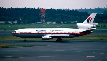 MALAYSIA_AIRLINES_DC-10-30