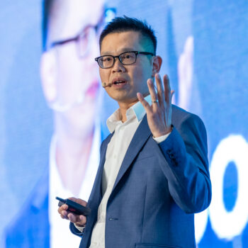 01_Jonathan Chiu, President of Schneider Electric Hong Kong, delivered the Opening Keynote on “Digital x Electric_ Turbocharging Hong Kong’s Sustainability Agenda”.