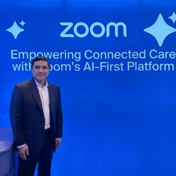 Zoom 專注連結照護與 AI 平台的企業形象照片.